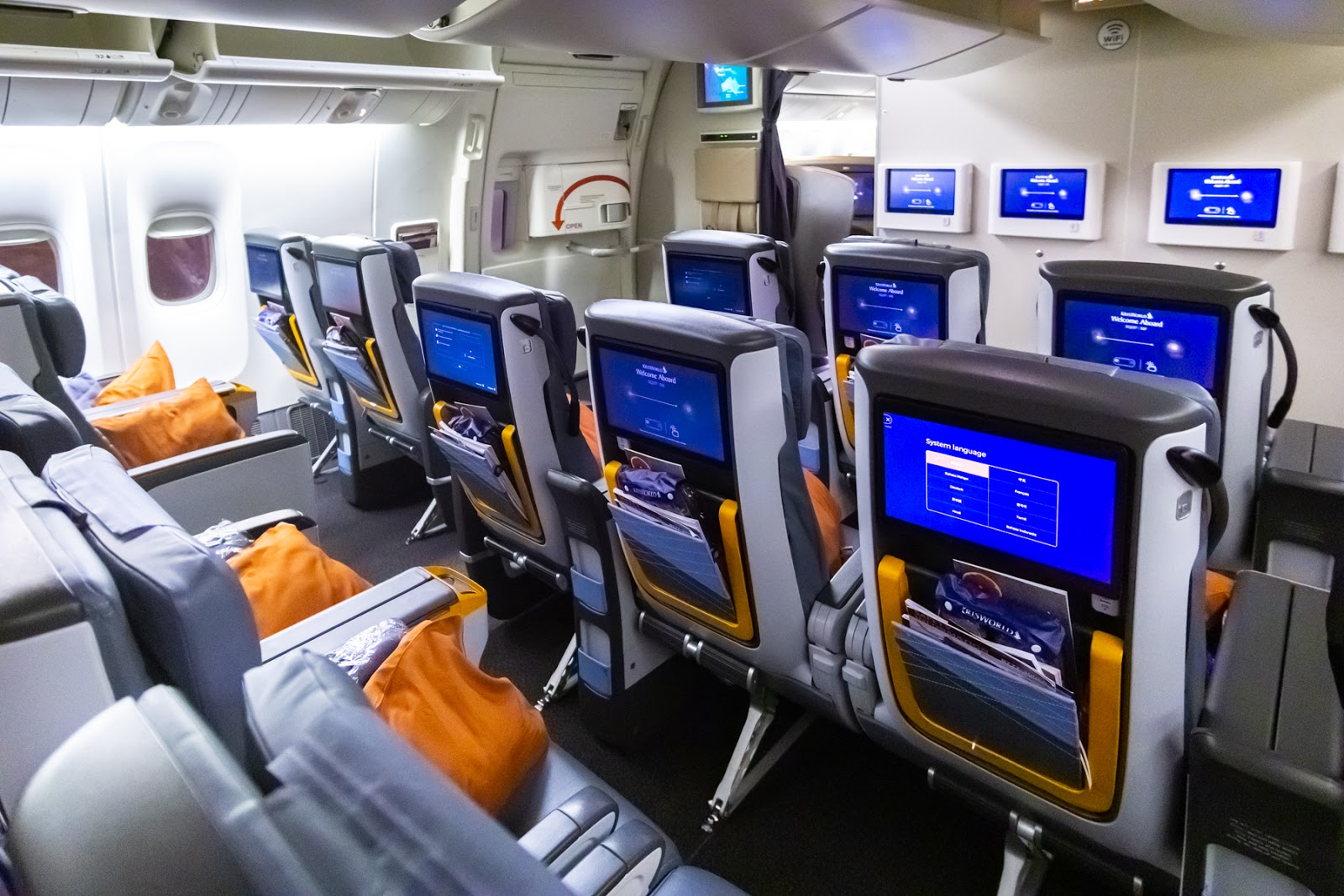 Singapore Airlines Premium Economy Point Hacks