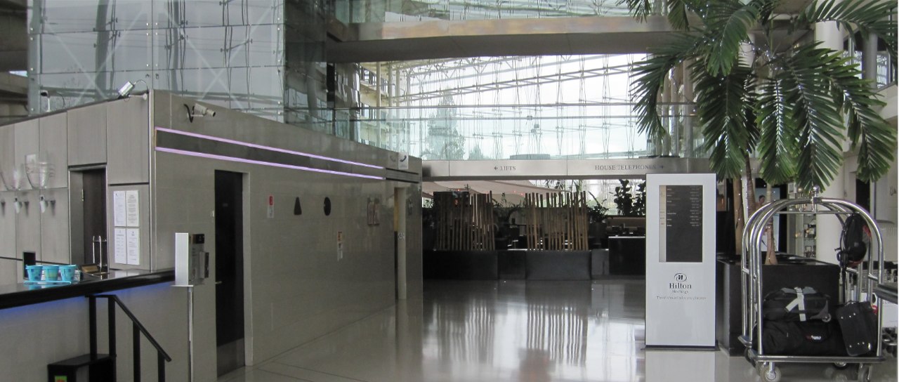 London Heathrow Hilton Terminal 4 - Standard Room review