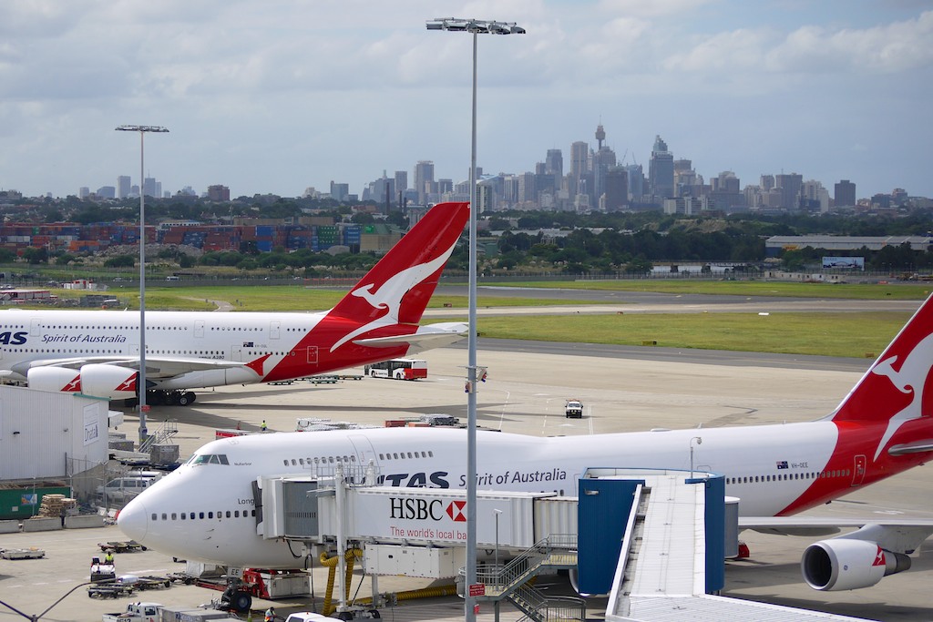 Exterior shot of Qantas Airlines 747 and A380 in Sydney | Point Hacks