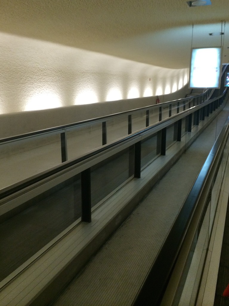 Charles de Gaulle Airport (CDG) + Flight Tracker for Android - APK Download