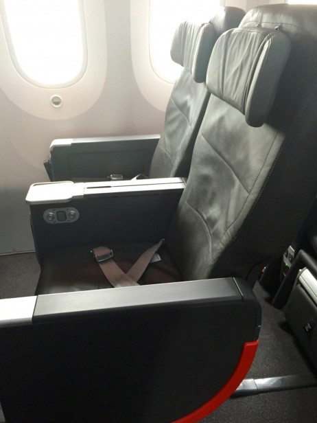 Point redemptions for Jetstar’s 787 StarClass- Point Hacks