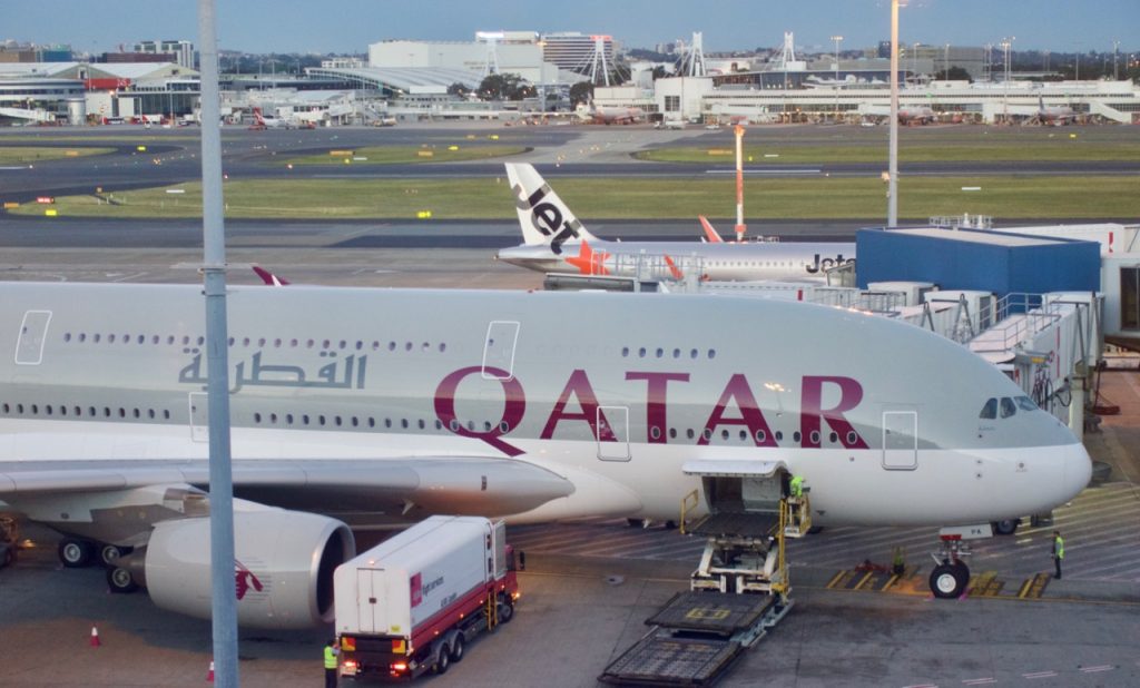 Qatar A380 in Sydney | Point Hacks
