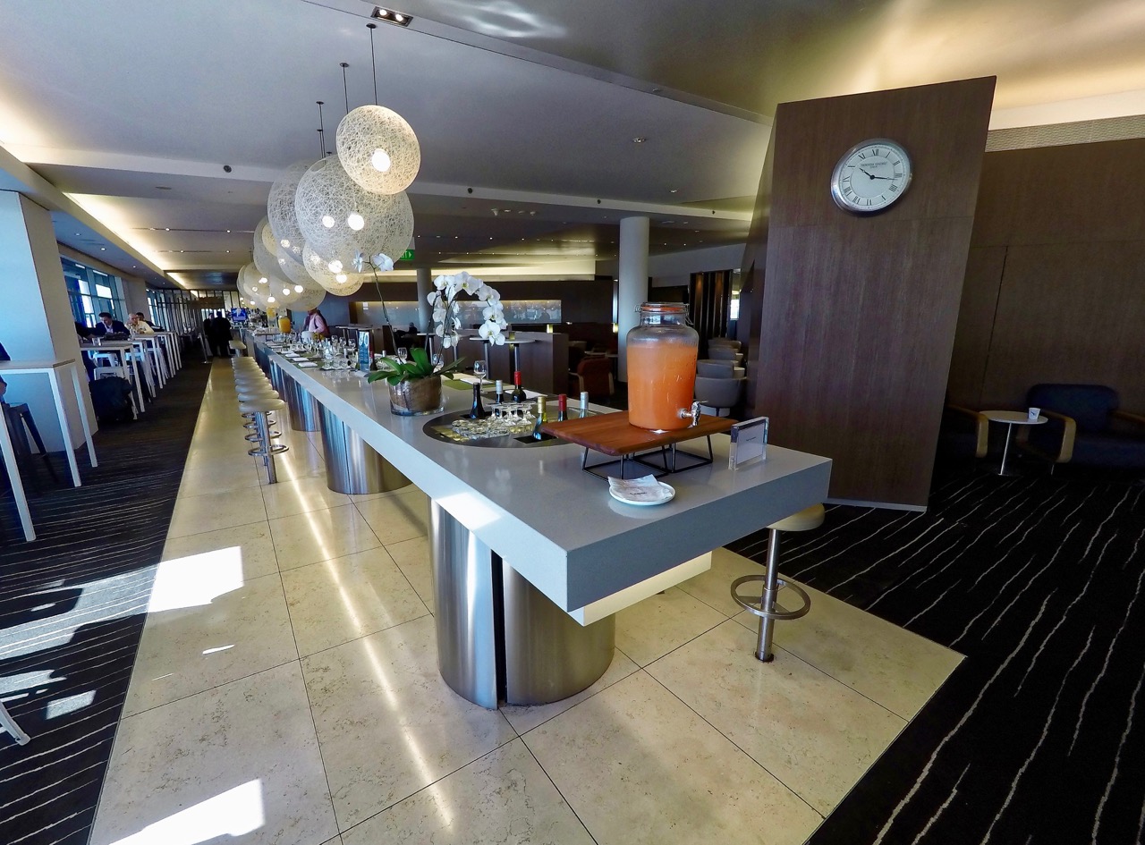 Qantas Sydney International Business Lounge Review Point Hacks