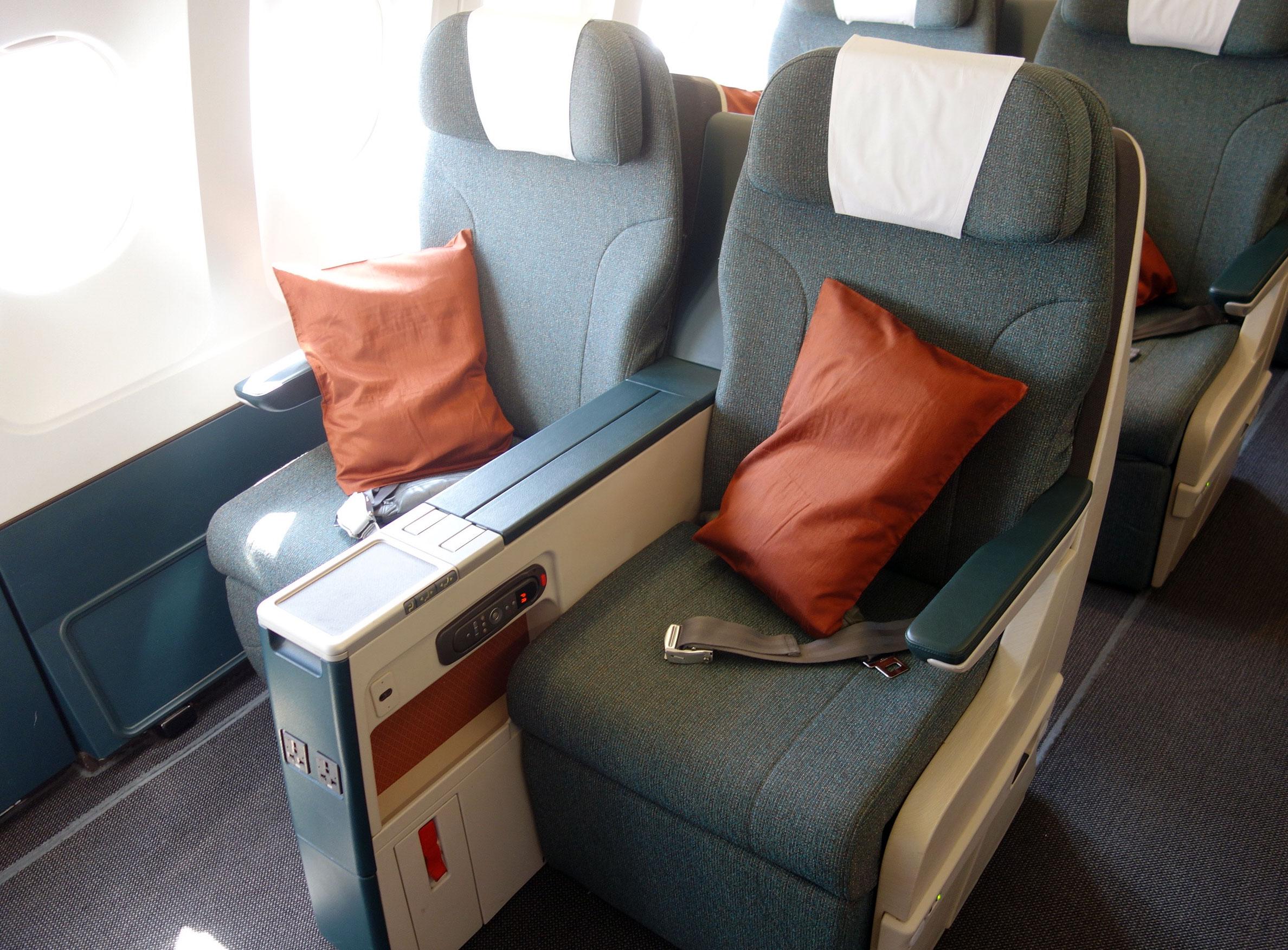 Cathay Pacific Business Class Tokyo to Perth Overview Point Hacks