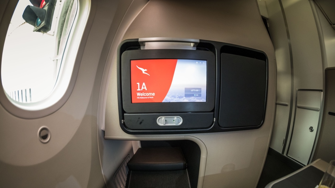 Qantas Boeing 787 Dreamliner Business Class