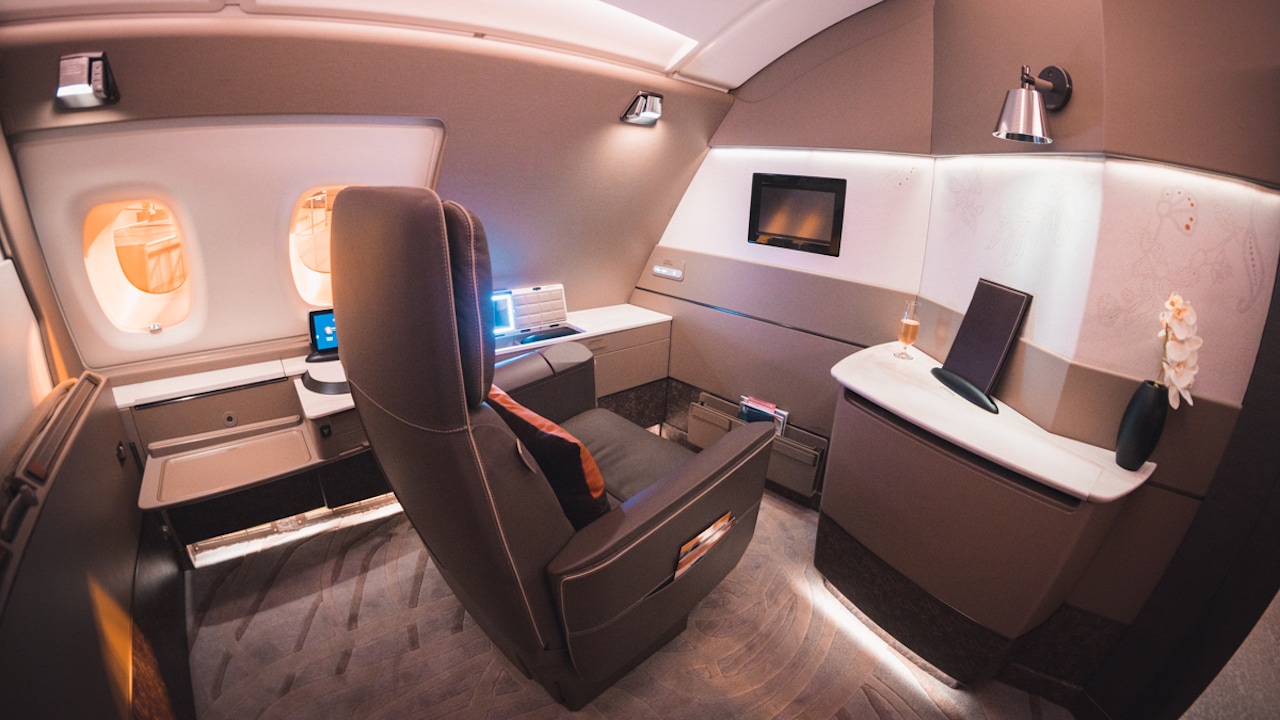 Singapore Airlines A380 (new) First Class Suites overview - Point Hacks