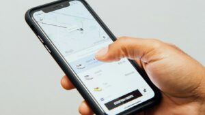 How to use Uber to get to and from the major Australian airports