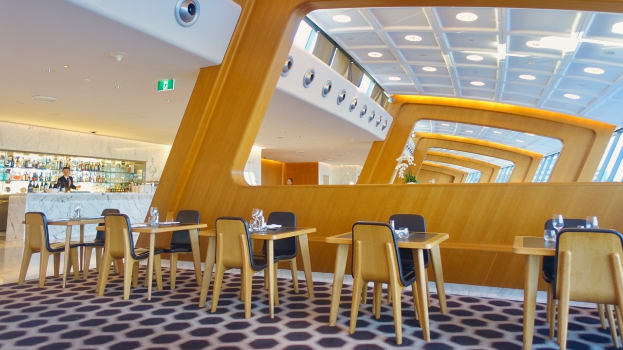 Qantas International First Lounge Sydney