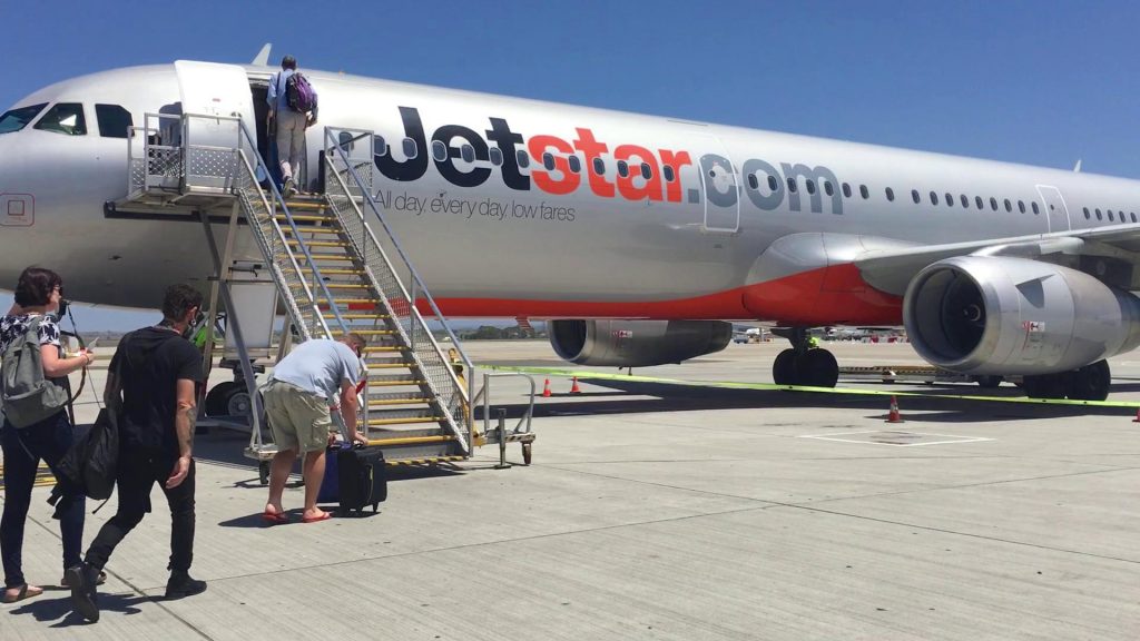 Jetstar A321 exterior shot