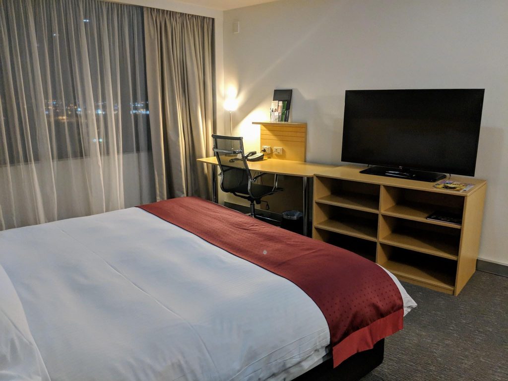 Holiday Inn Airport Melbourne review | Point Hacks
