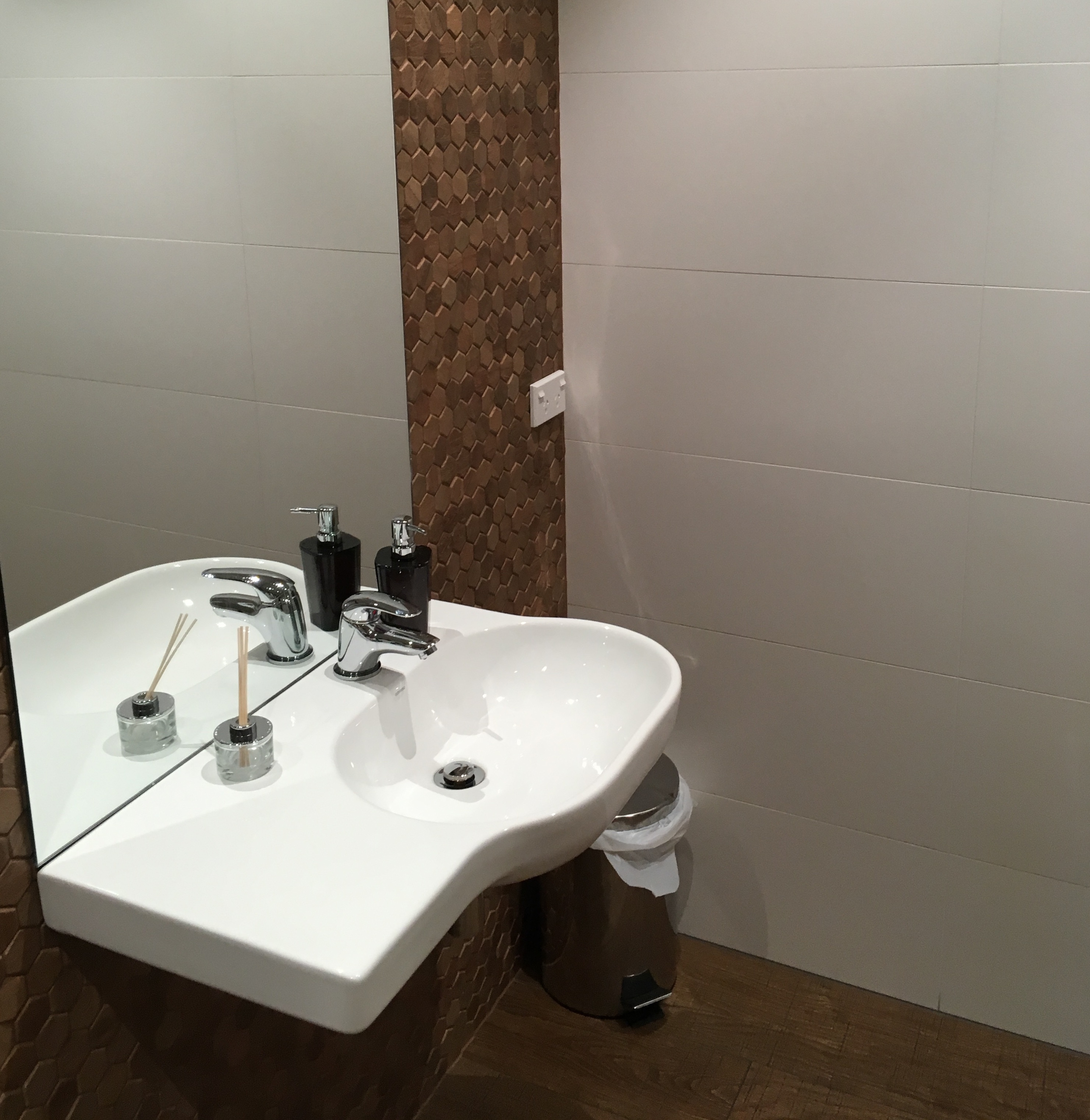 Manaia Lounge Queenstown bathroom sink