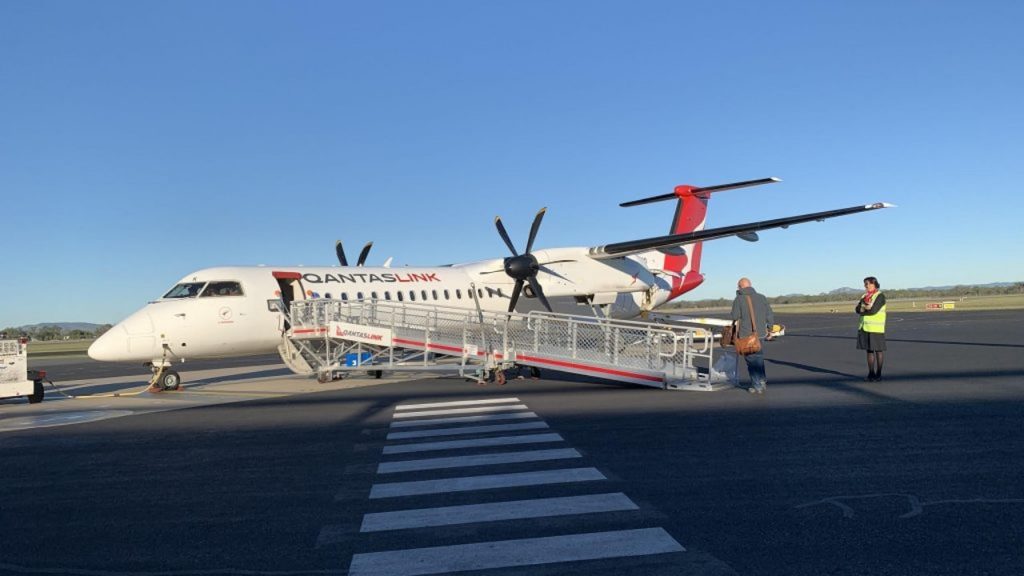 qantas-dash-8-q400-economy-class-overview-point-hacks