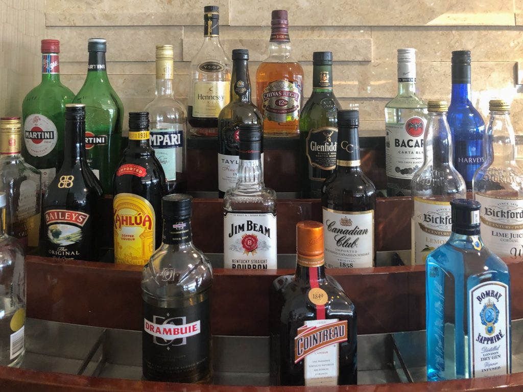 Emirates Lounge Singapore drinks