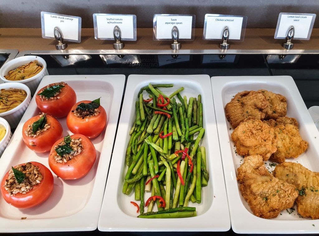 Emirates Lounge Singapore food