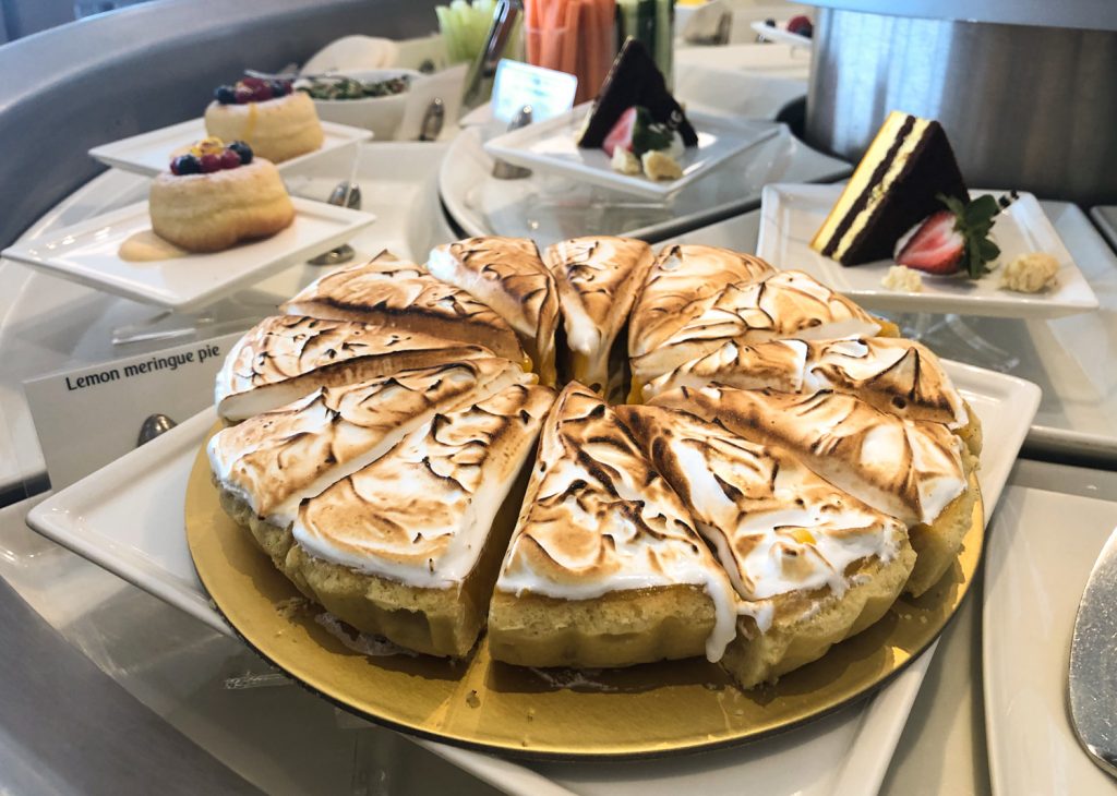 Emirates Lounge Singapore food