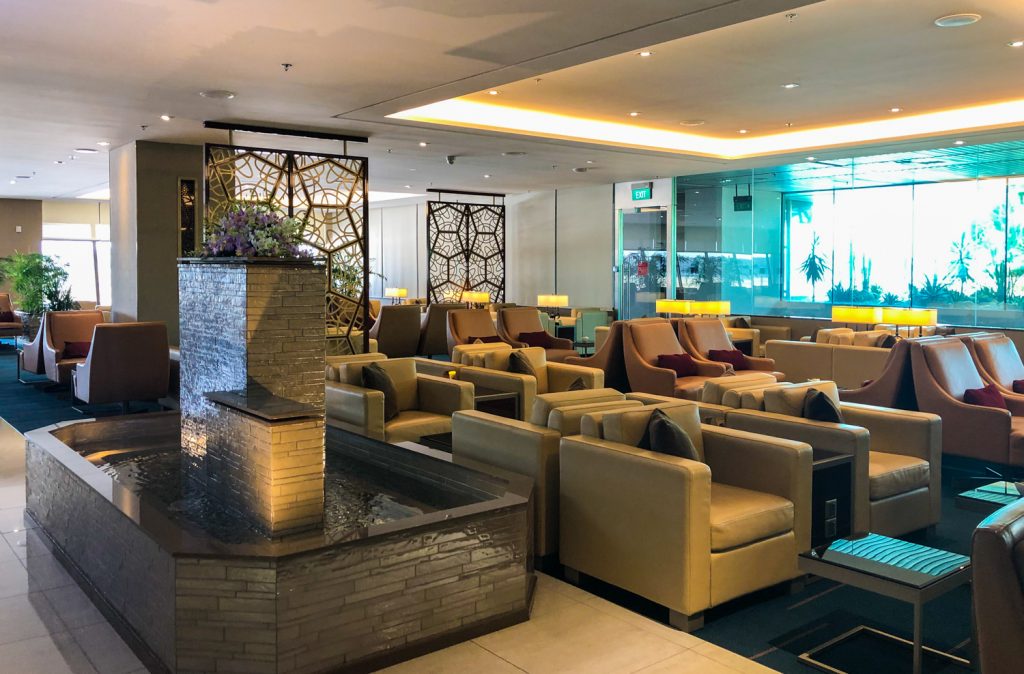 Emirates Lounge Singapore seating