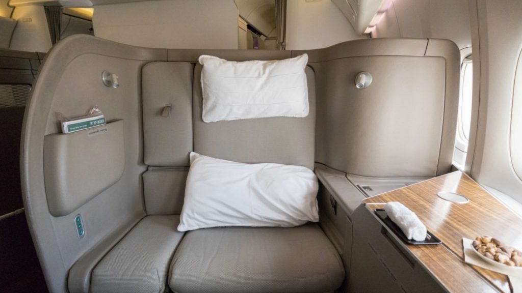 cathay pacific business class 777 300