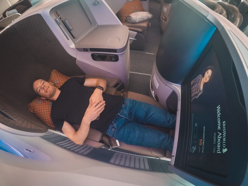 Singapore Airlines 787-10 Business Class lie flat