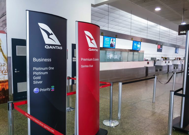 Review: Qantas Boeing 787 Business Class (Melbourne - Perth) - Point Hacks