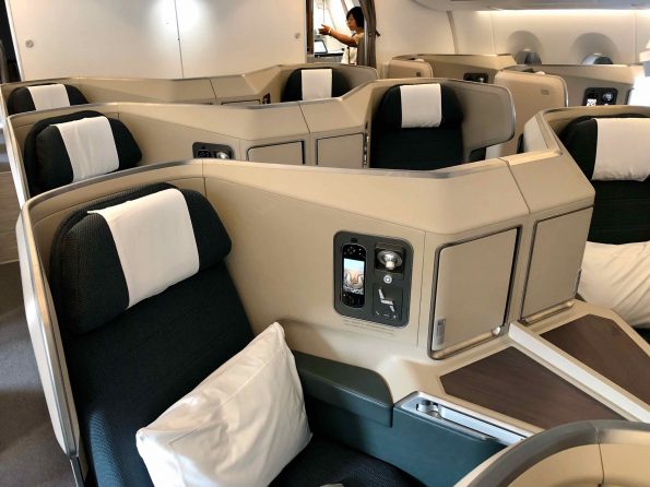 A beginner's guide to using frequent flyer points on Cathay Pacific flights