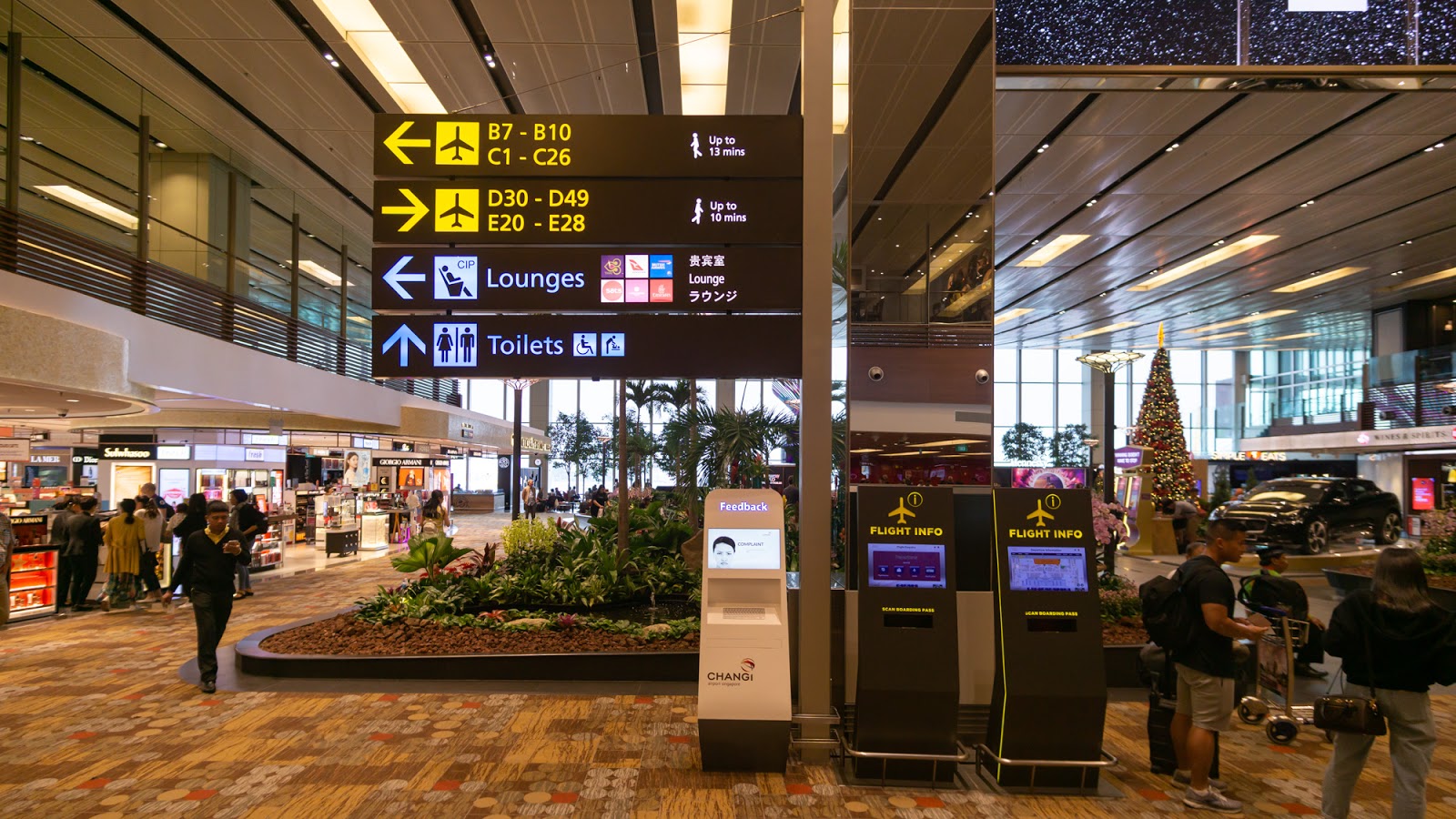 travel adapter changi airport