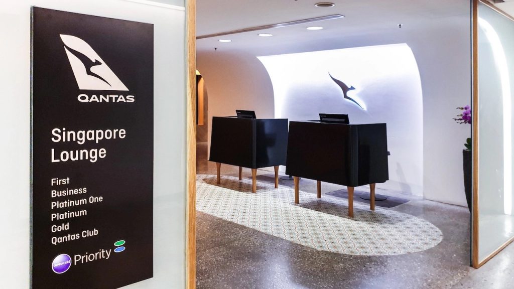 Changi Airport - Qantas Singapore Business Lounge