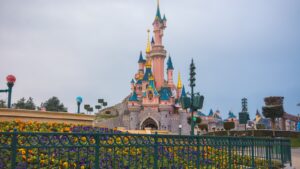 How to fly from Australia to Disneyland using points