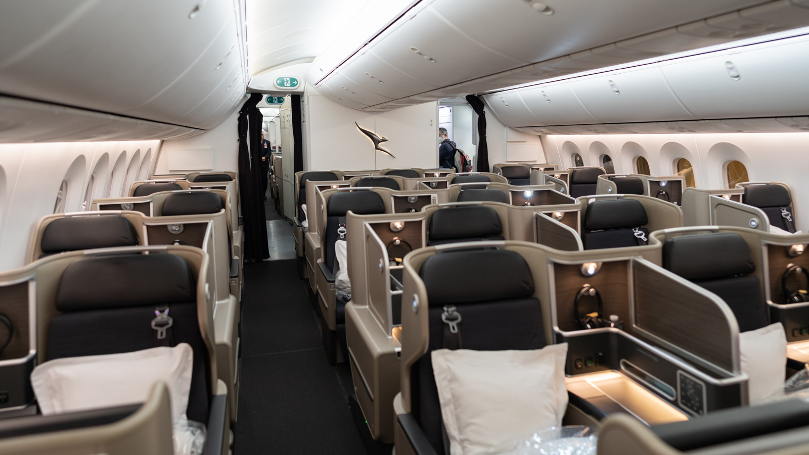 Qantas Boeing 787 Dreamliner Business