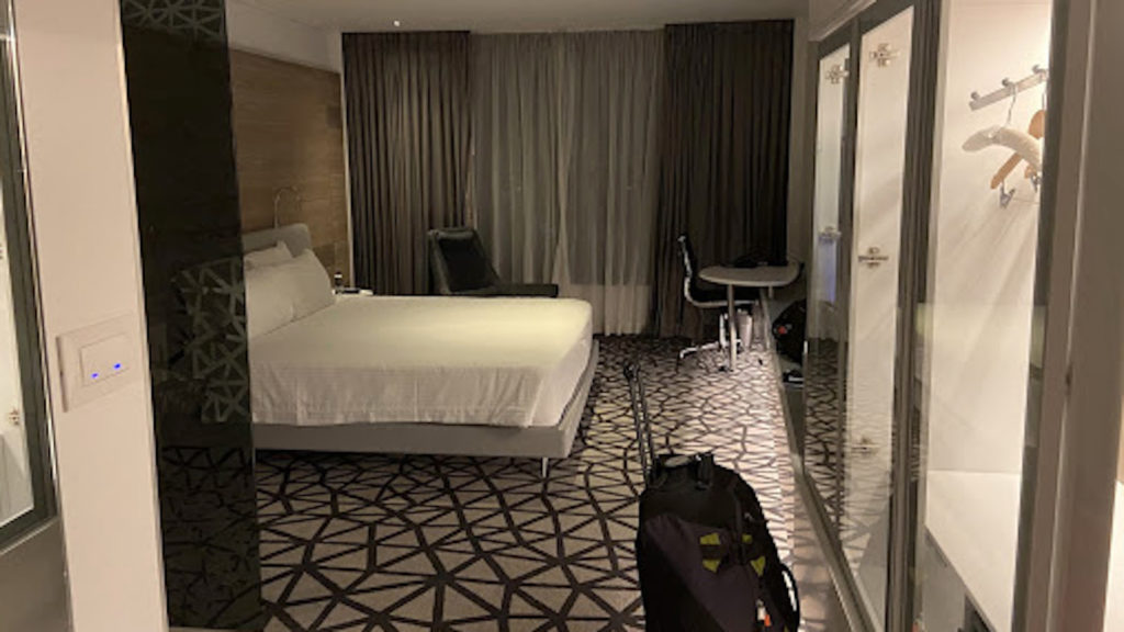 Pullman Sydney Airport room