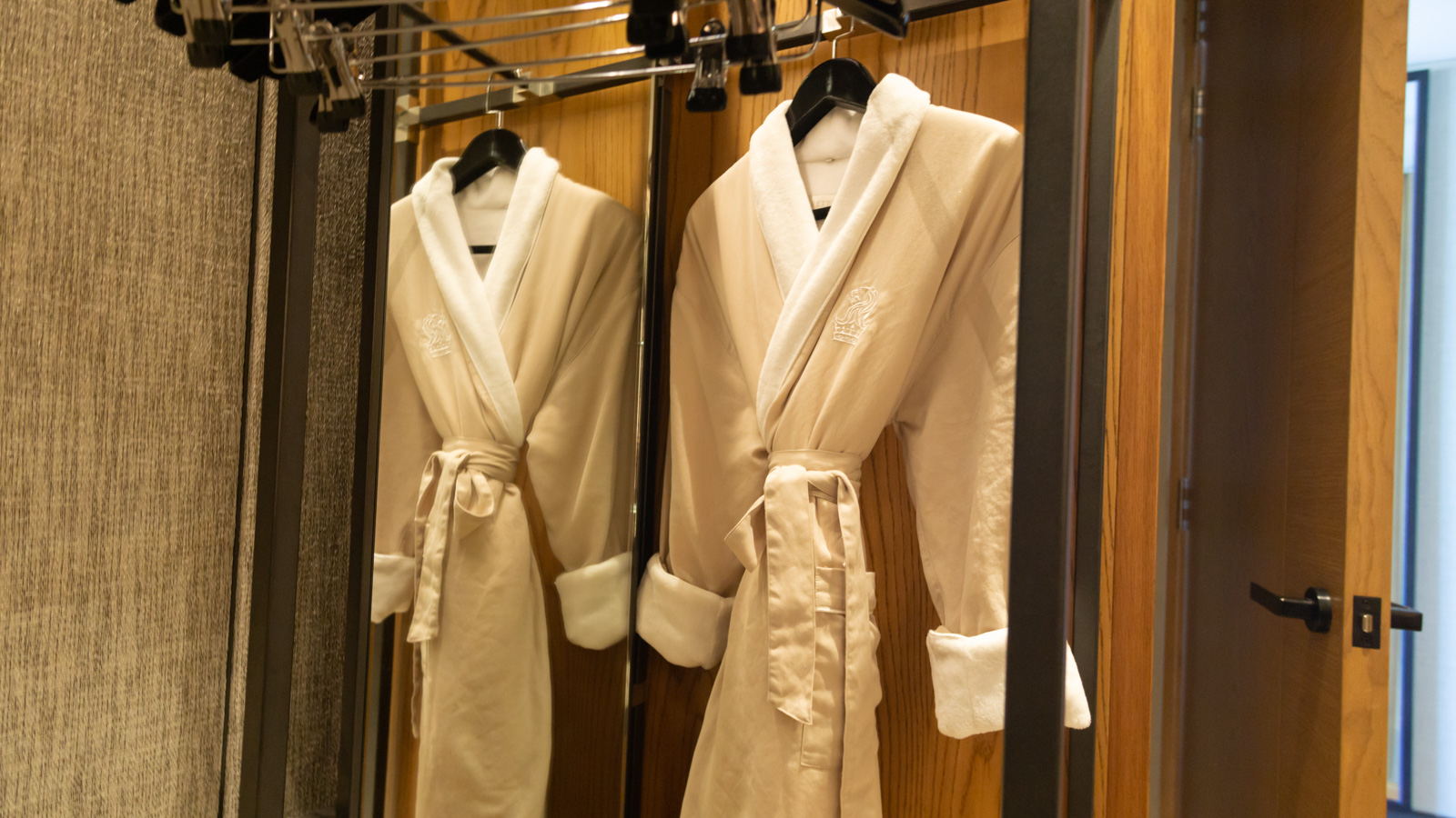 Ritz Carlton Perth Bathrobe