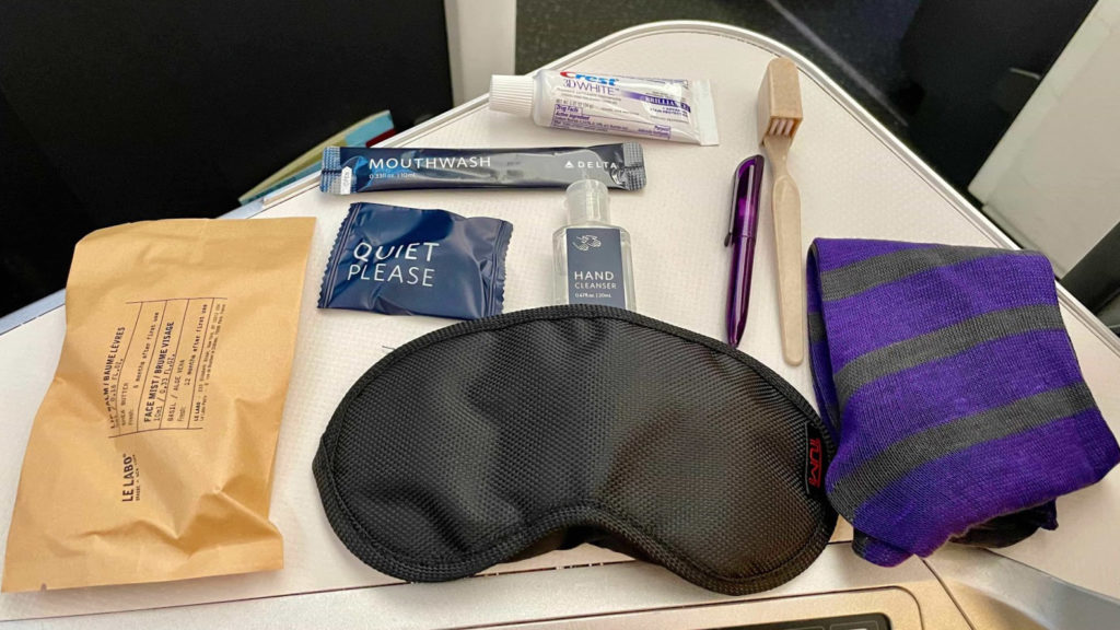 Delta One A350 Suites amenities kit