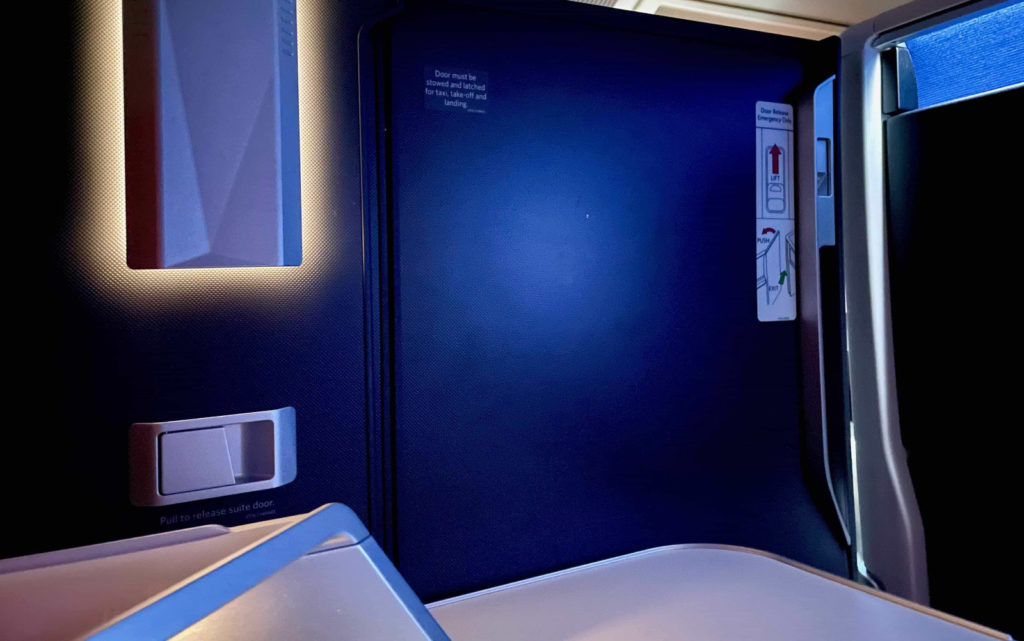 Delta One A350 Suite privacy door