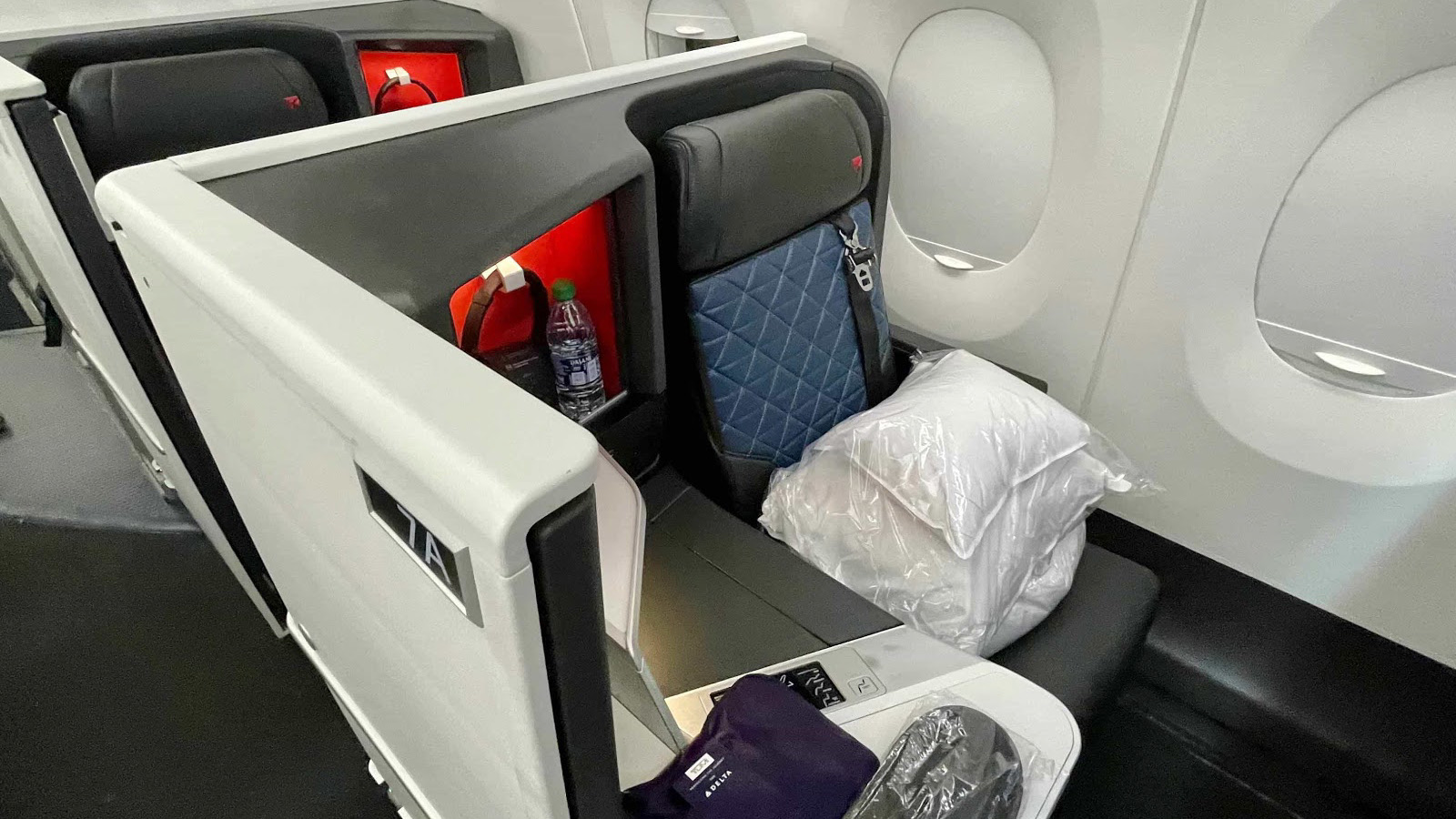 Review Delta A350 Delta One Los Angeles Sydney Point Hacks