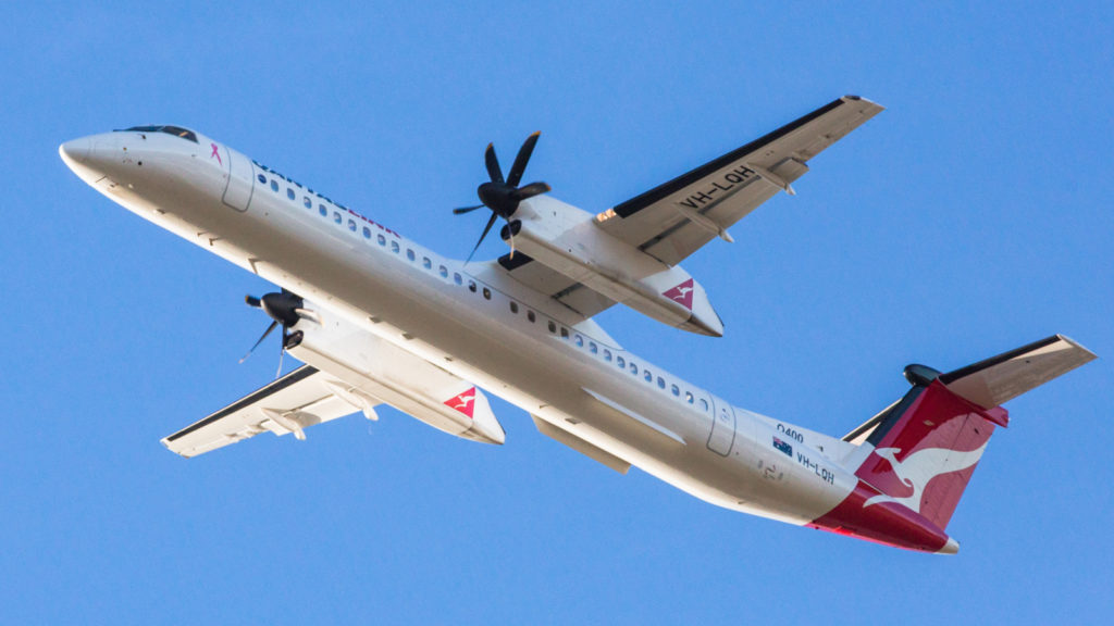 QantasLink Dash 8