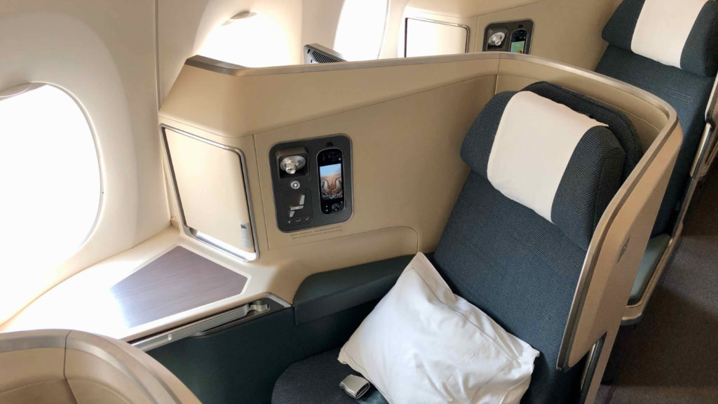 Cathay Pacific Business Class A350