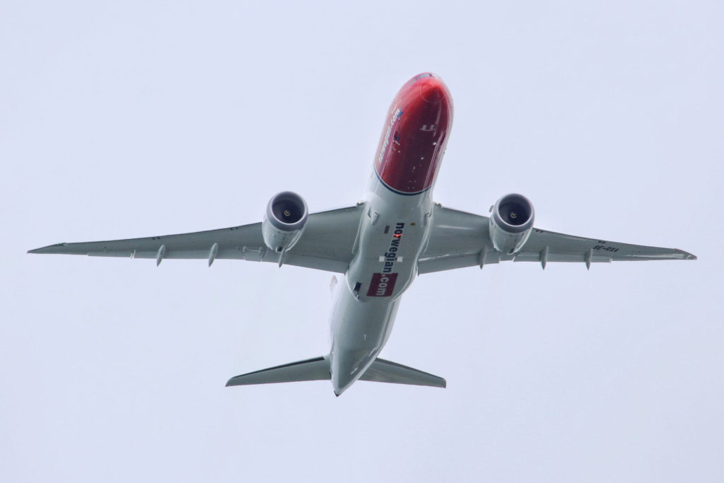 Norwegian 789 Airplane