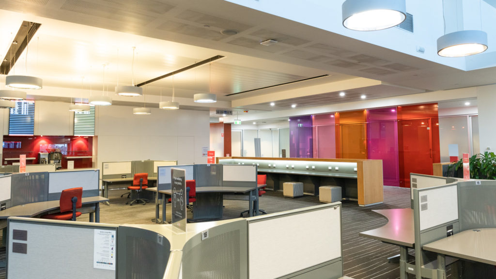 Review Qantas Club, Adelaide [2021] Point Hacks