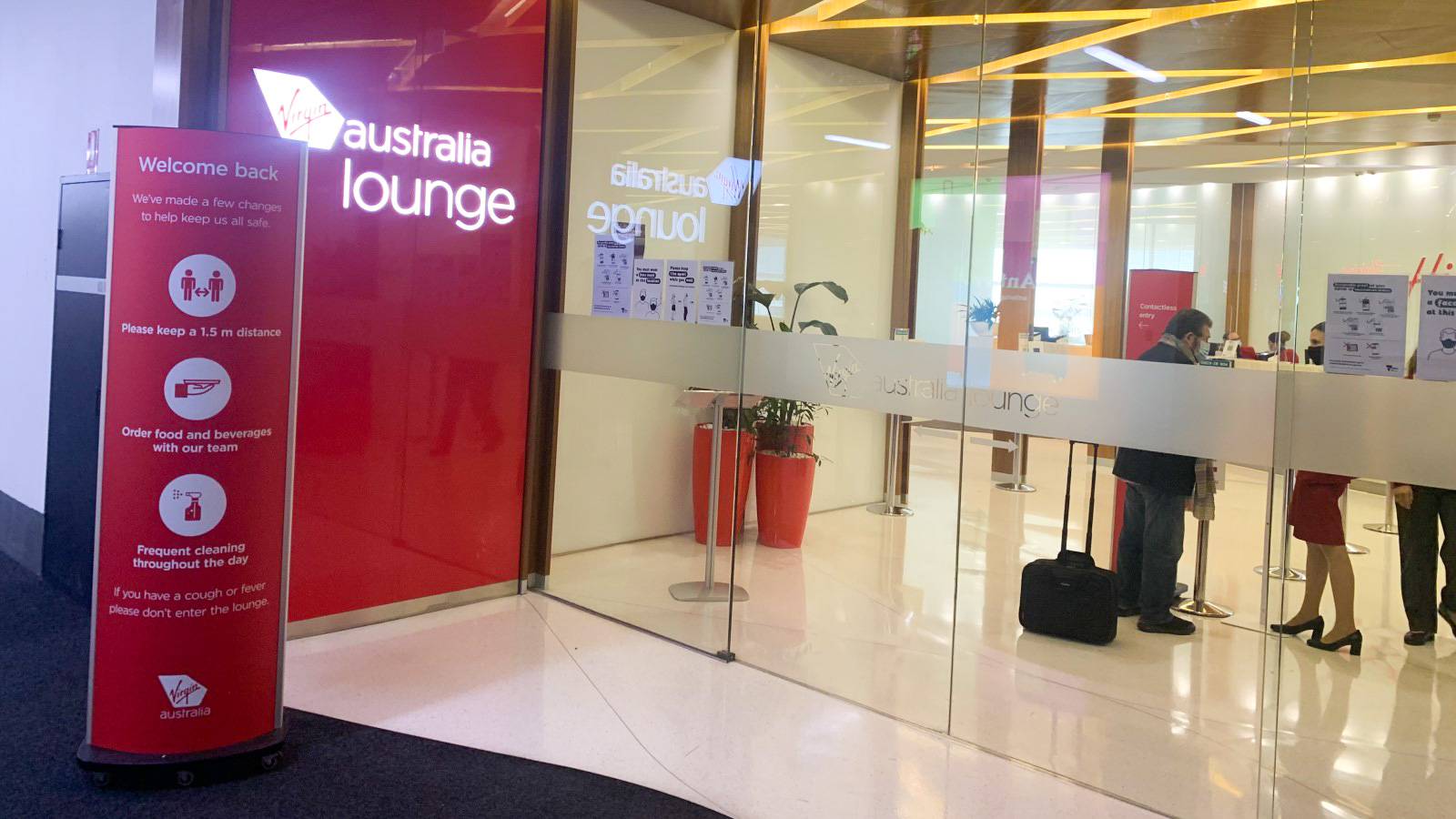 Virgin Australia Melbourne lounge entry