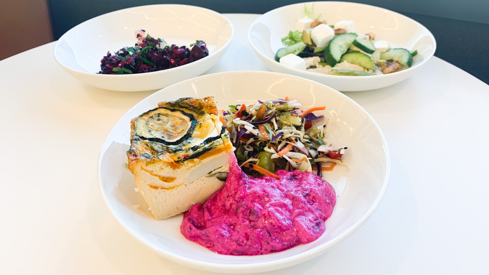 Virgin Australia Melbourne Lounge lunch dishes