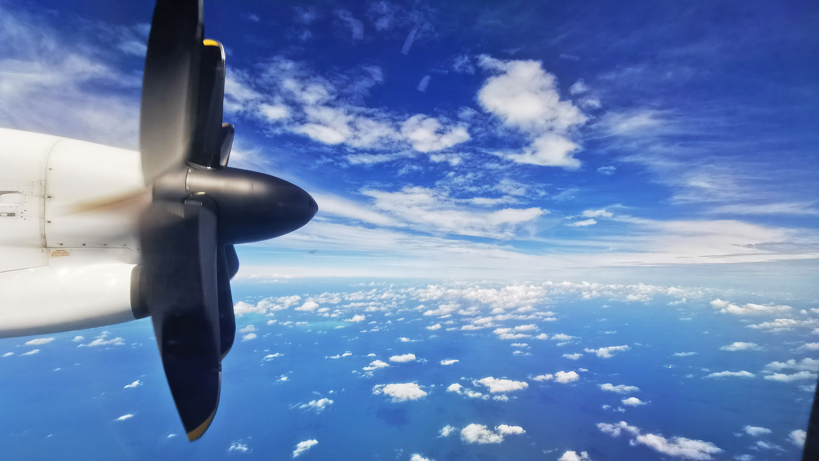 View from the QantasLink Bombardier Dash 8 Q400 in Economy