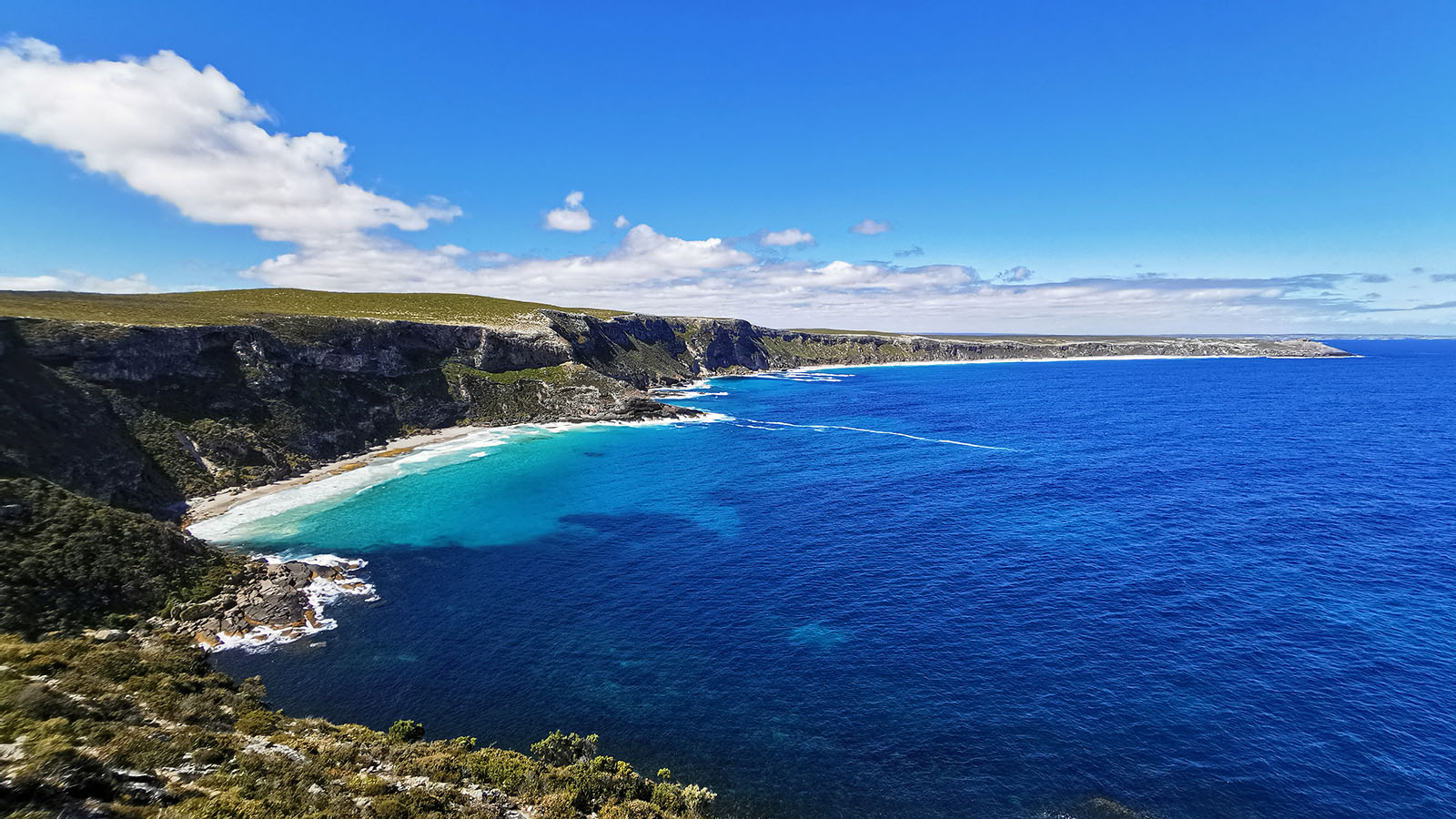 Score a bonus flight to Kangaroo Island Point Hacks Score a bonus flight to Kangaroo Island Point Hacks