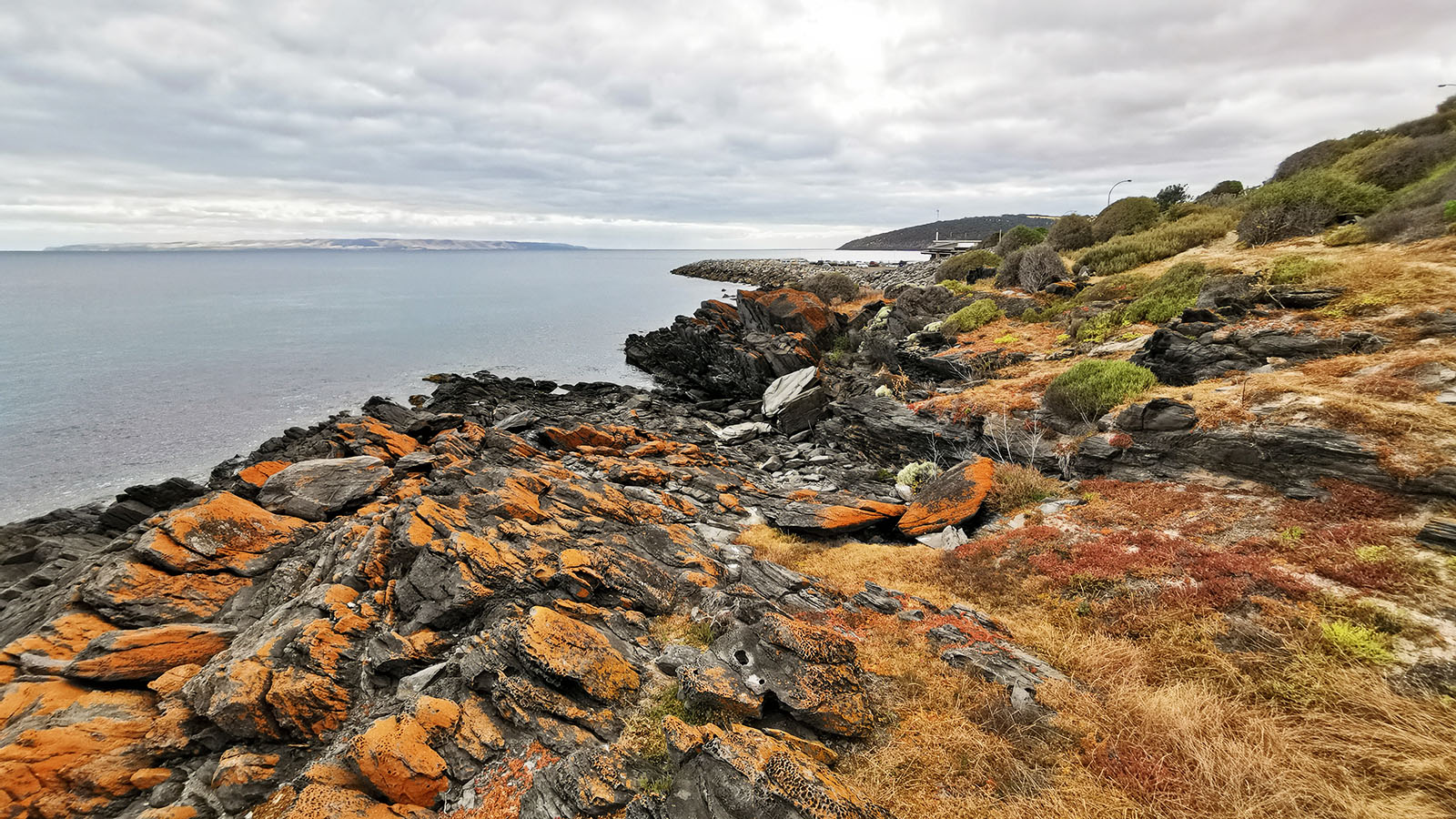 Kangaroo Island coloured rocks