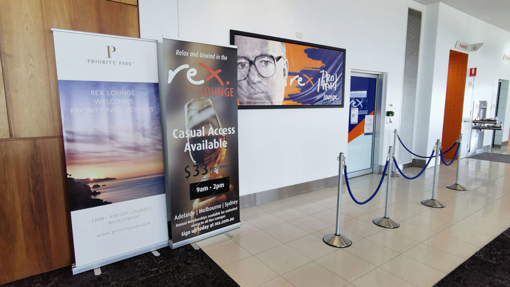 Review Regional Express' Rex Lounge, Adelaide Point Hacks