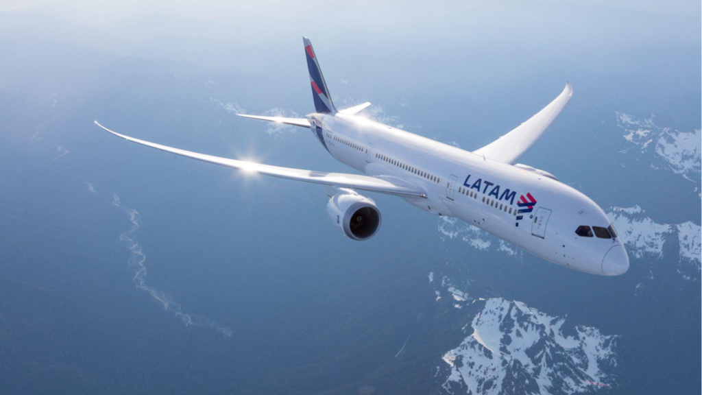 LATAM plane