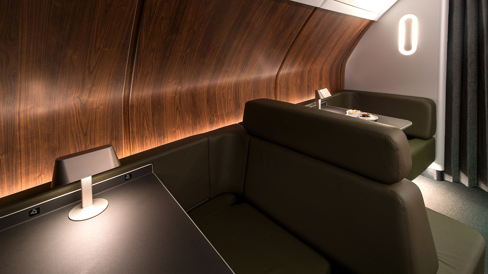 Qantas A380 onboard lounge