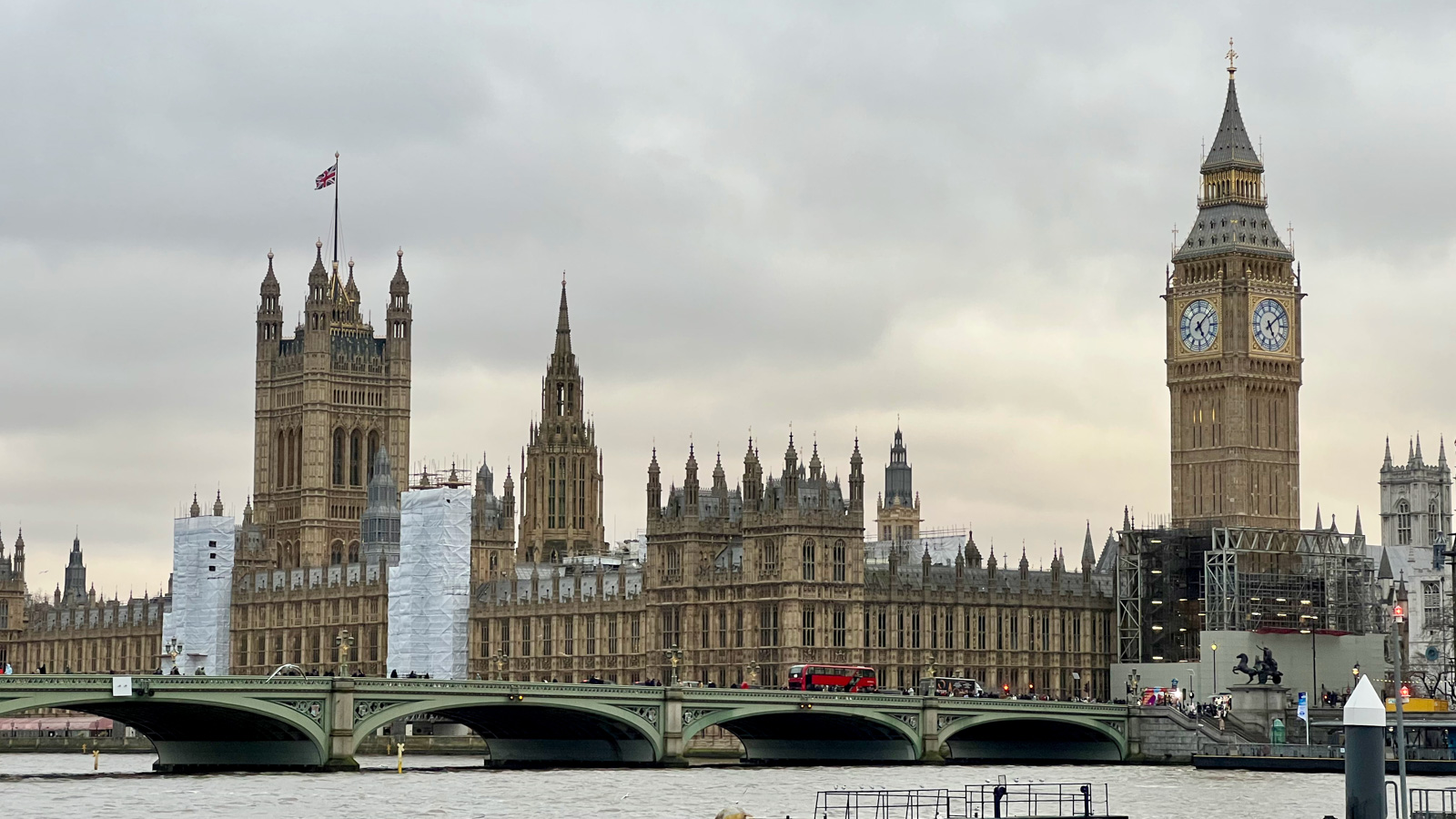 view from outside London Eye