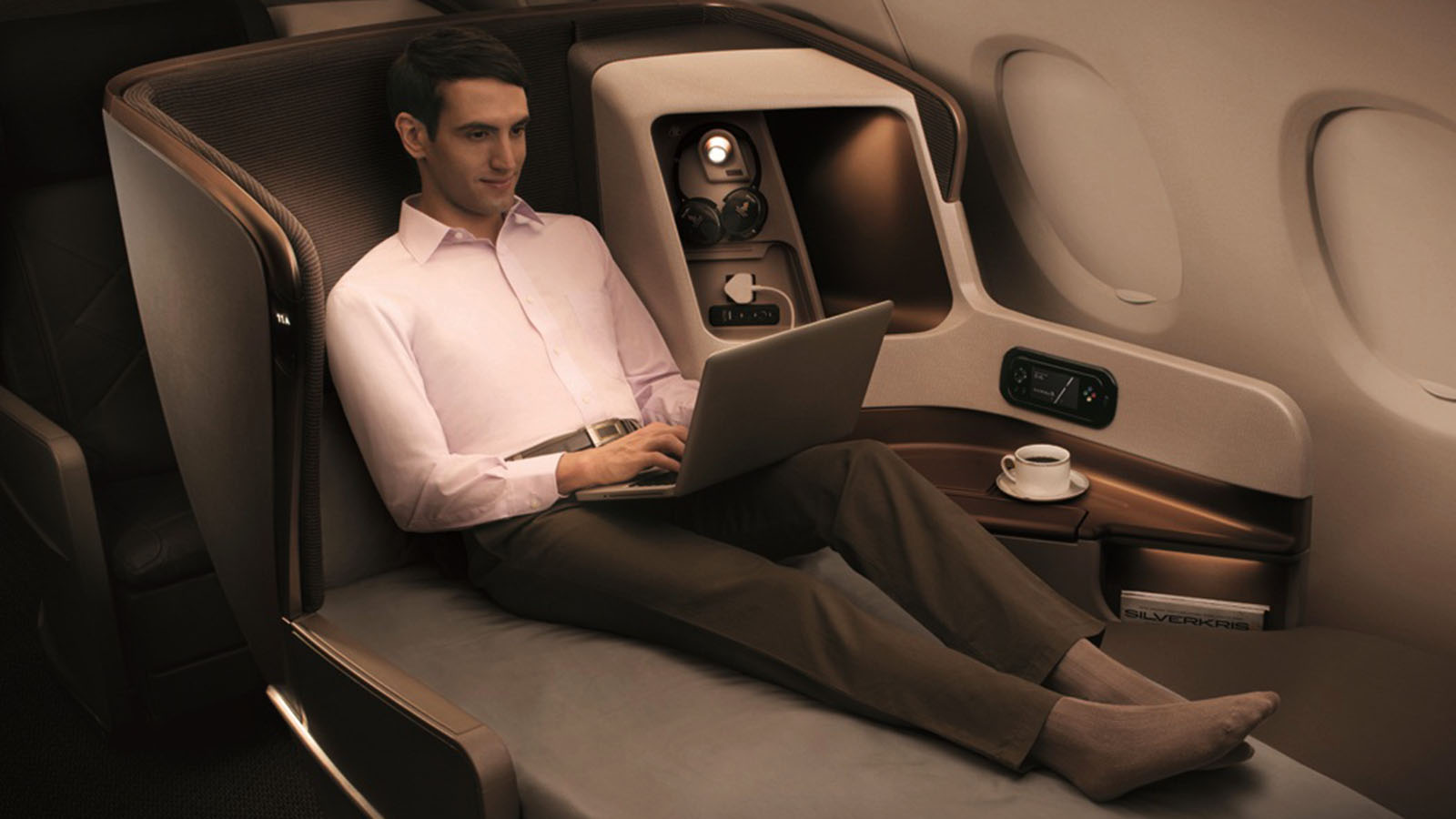 Singapore Airlines' Airbus A350 and Boeing 777 Business Class