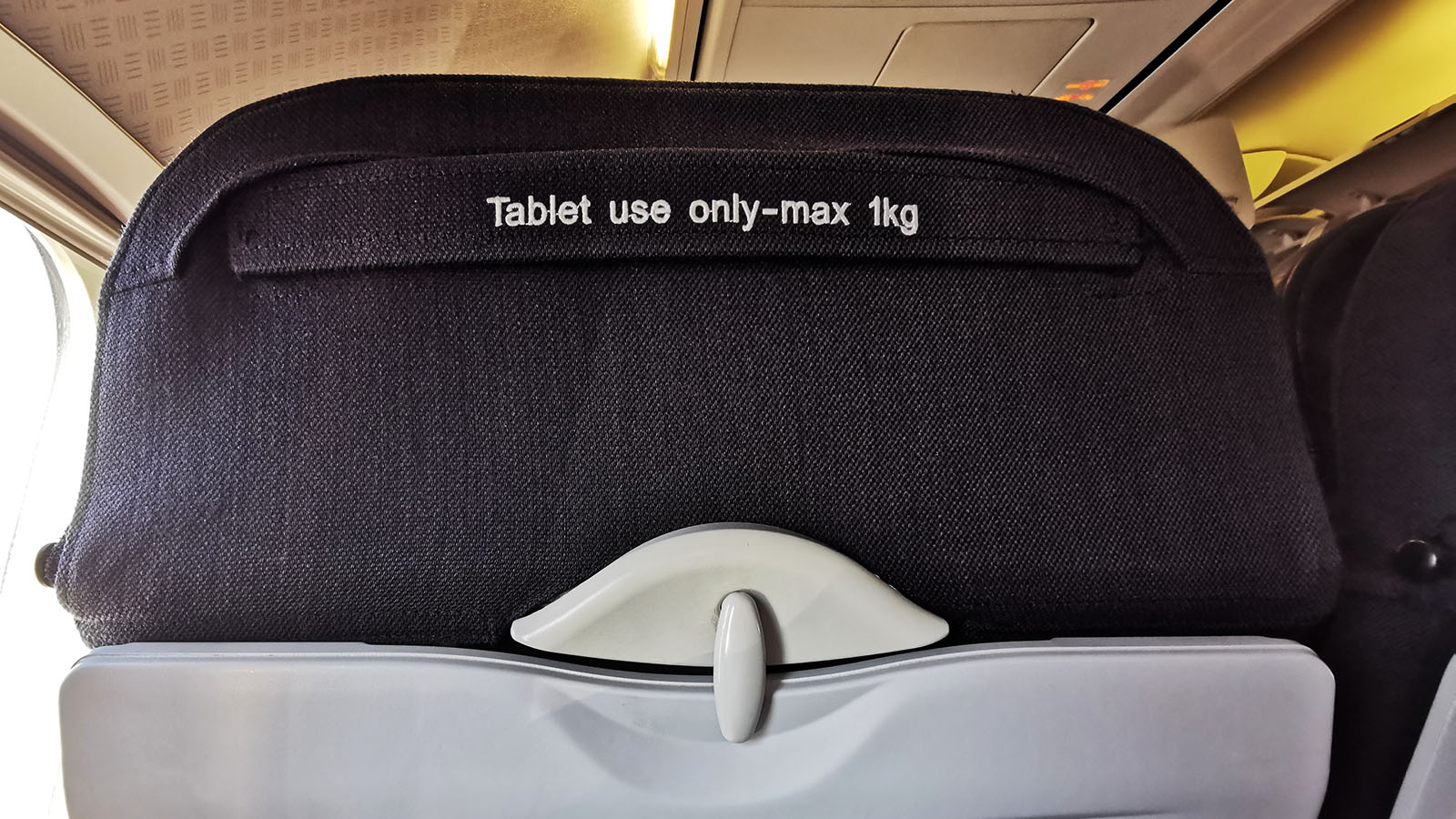 Qantas Boeing 737 Economy tablet holder