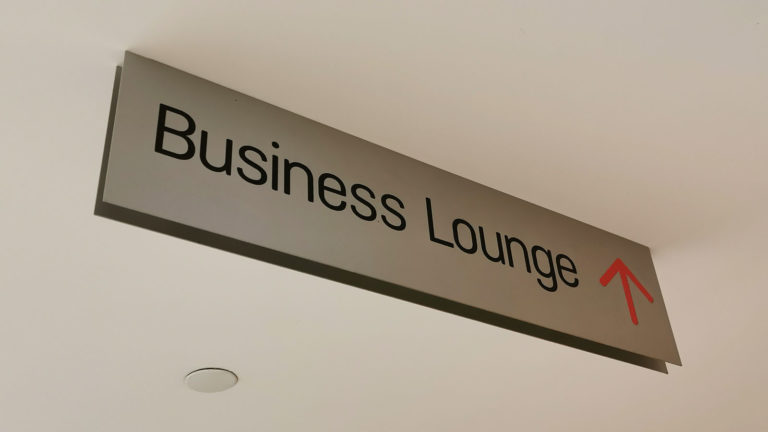 Review: Qantas Domestic Business Lounge, Brisbane - Point Hacks