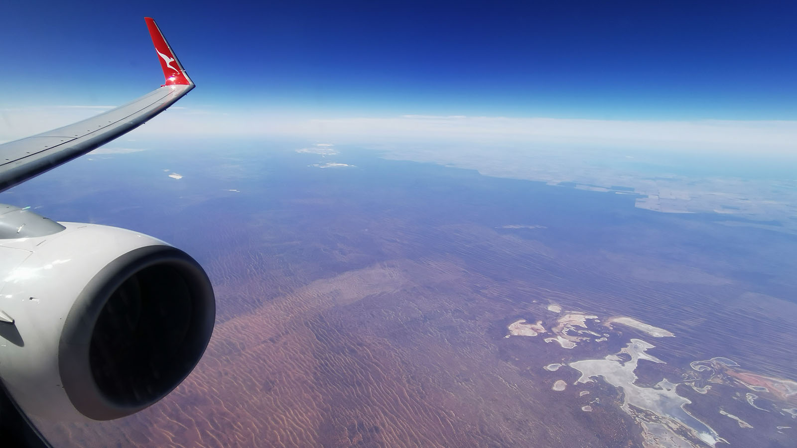 Qantas Boeing 737 inflight view